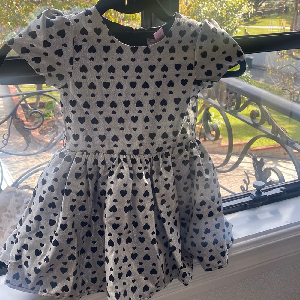 Girls dress